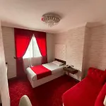 Ismira Hotel