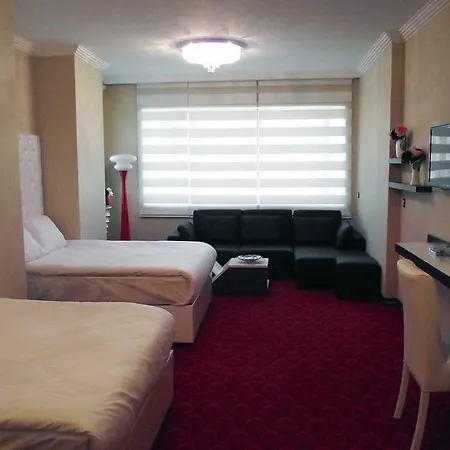 Ismira Hotel 4*