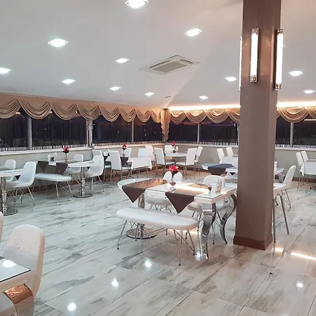 Otel Ismira 4*