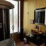 Ismira Hotel