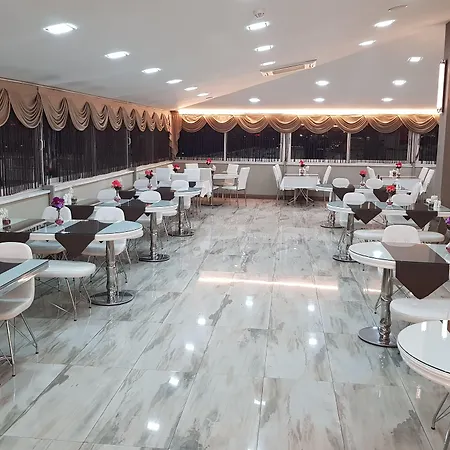Ismira מלון 4*